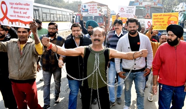 Transporters take out a unique walk in chains