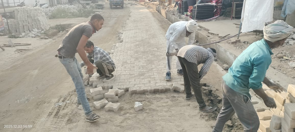 Substandard tiles were being installed on the Dhol Ghati road.The BBNDA stopped the work due to public protest.