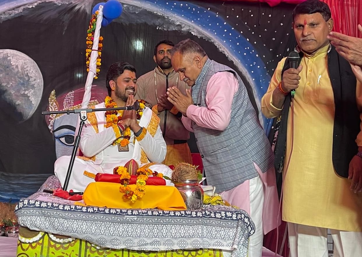 Solution to every dilemma lies in the Bhagavad Gita: Mayor