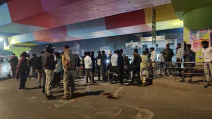 Santosh, who was jailed for a dispute over a model shop, was released on bail 10 days ago.