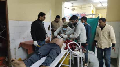 Three bullets fired at a youth on Mendhawal bypass, sensation in the city