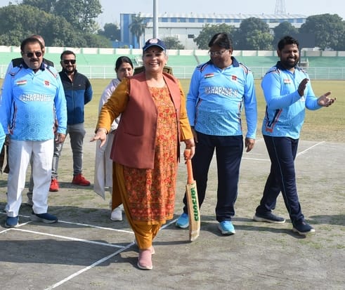 Peacock shines, Press XI secures easy win