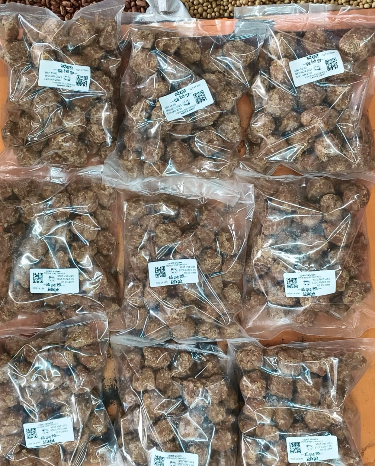 Jaggery business heats up in winter, consumption increases