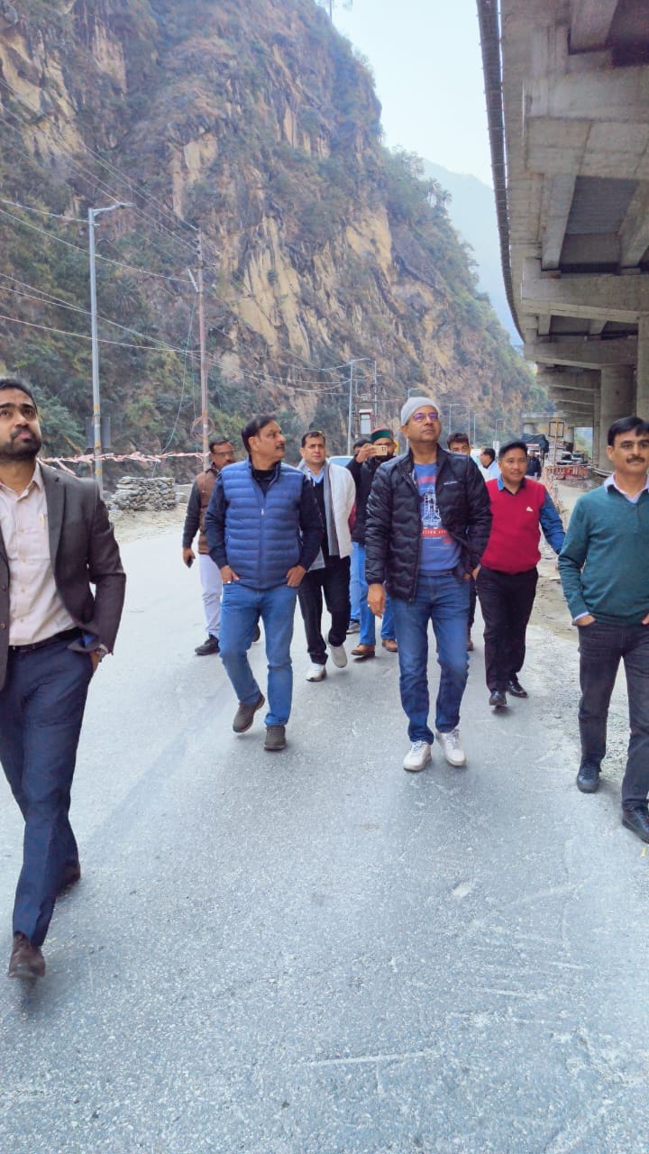 Uttarakhand officials impressed by Kiratpur-Manali four-lane and tunnel technology