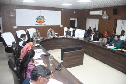 The District Collector had given important instructions to the BLOs of the Legislative Assemblies