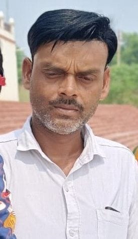 Farmer crossing the road dies in accident