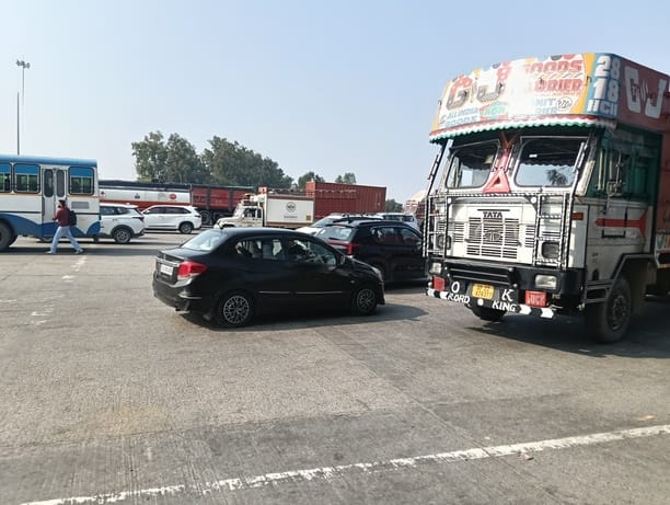 The dangerous game of driving on the wrong side continues on the fast lanes in Delhi