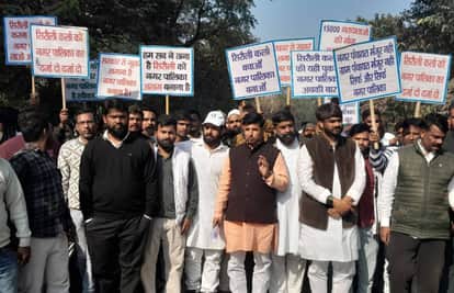 The people of Siraulikala reached the Collectorate and asked for time before demolition.