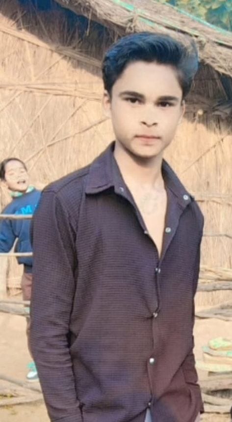 A 10th-grade student died after being hit by a speeding truck on Kisan Path; two youths travelling in a car also seriously injured.