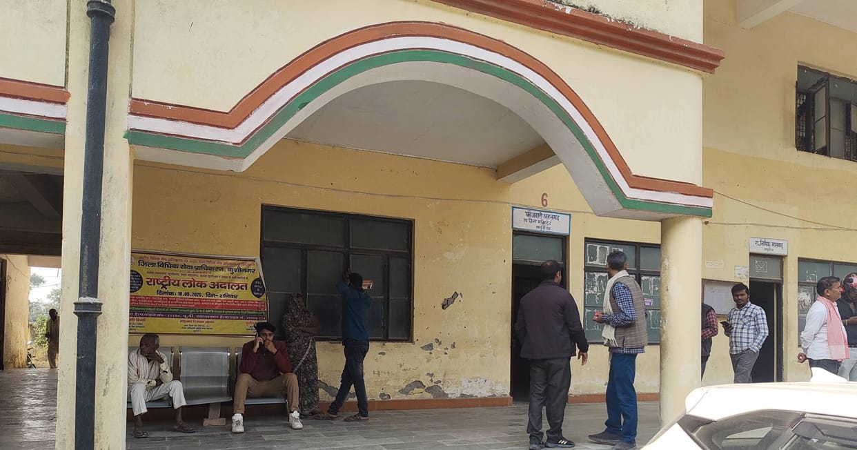 Lekhpals embroiled in SIR, certificates dumped in tehsils