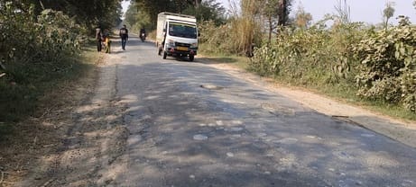 Road layers crumbled just ten days after repair