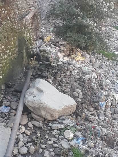 Sewerage lines were damaged due to floods, and sewage has been flowing into the Beas River for three months.