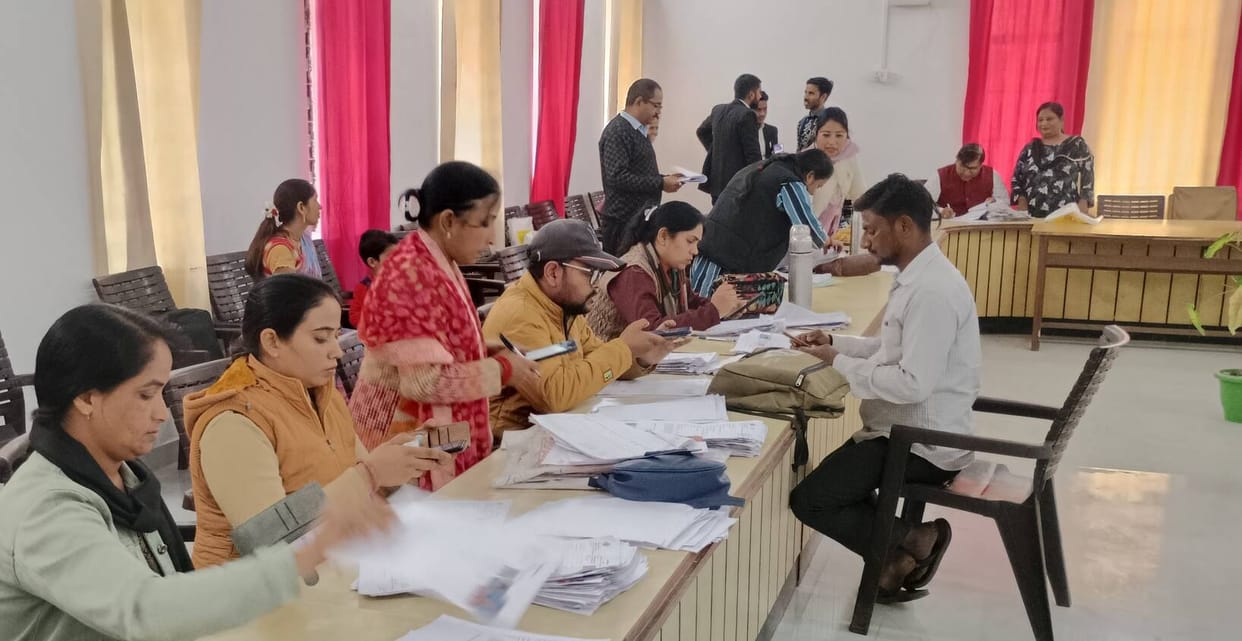 Complete details of voters not filled by BLO in the census form