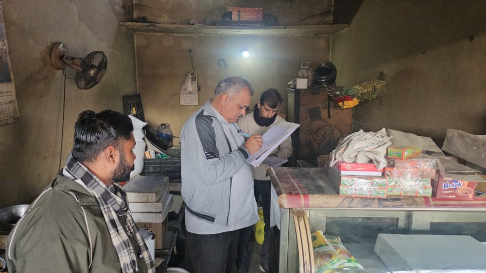 Thieves broke into a confectionery shop and stole Rs 2 lakh