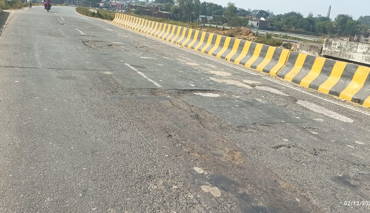 The Bhinga-Bahraich four-lane is full of deadly potholes.
