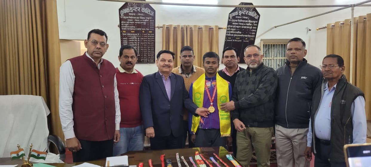 Power lifter Ghanisht was honored