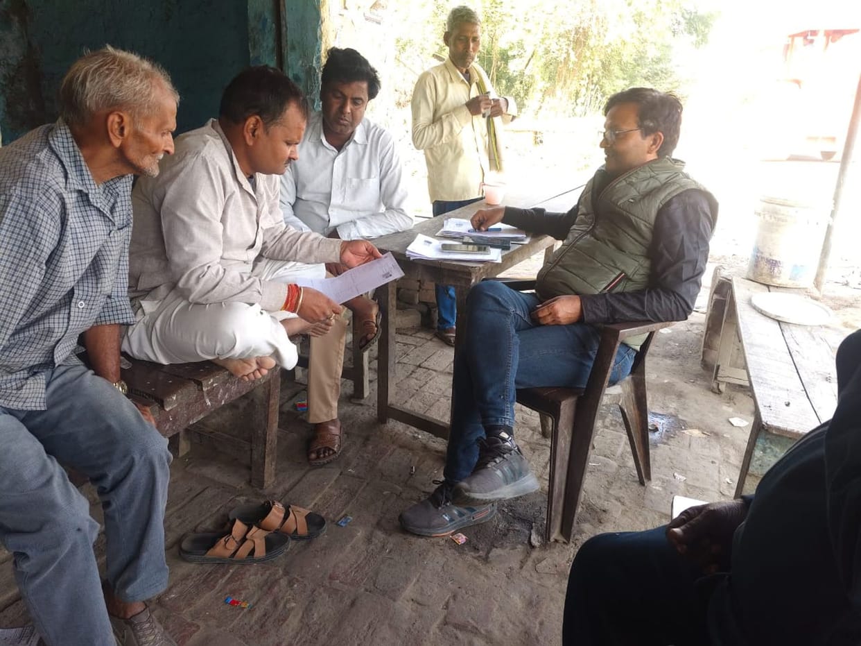 Convenience for voters, no need to affix photo on form