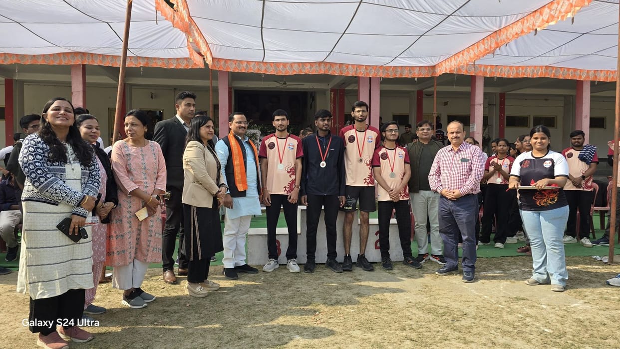 The 2023 batch won the relay race in the annual sports of the Medical College.