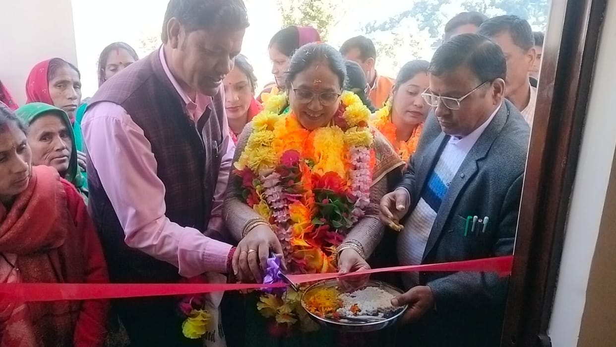 Inauguration of the first cluster school building of the district