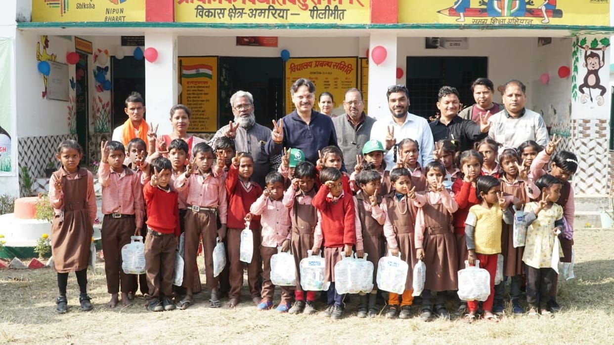 Smart class inaugurated at Amariya Primary School in Pilibhit