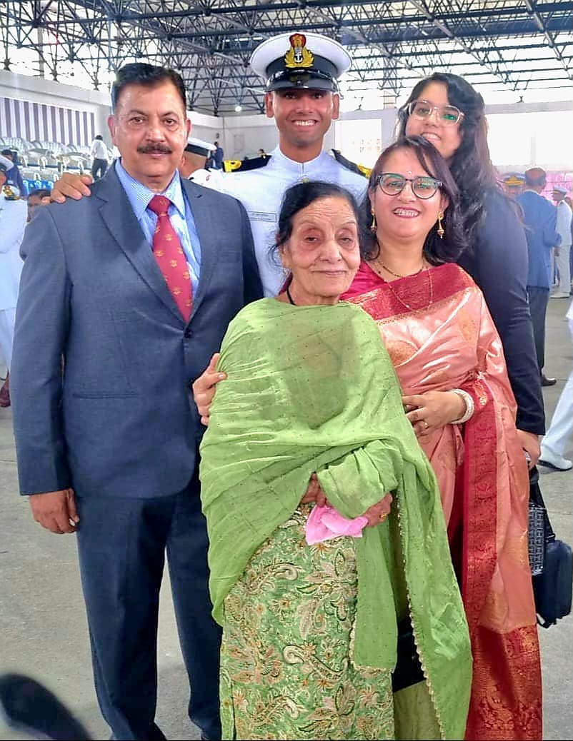 Harshvardhan of Yol, Aryan of Bahi became Sub-Lieutenant