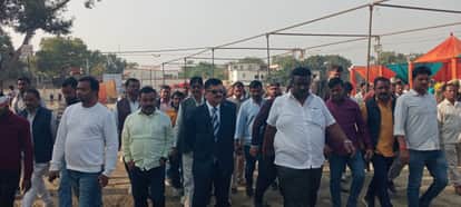 More than 750 couples will tie the knot in a mass marriage.