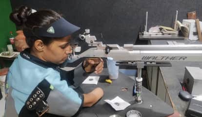 Dhangar's daughter shows no regrets about not having hands, excelling in shooting and swimming