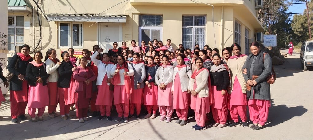 Asha workers are not getting their honorarium, staged a sit-in