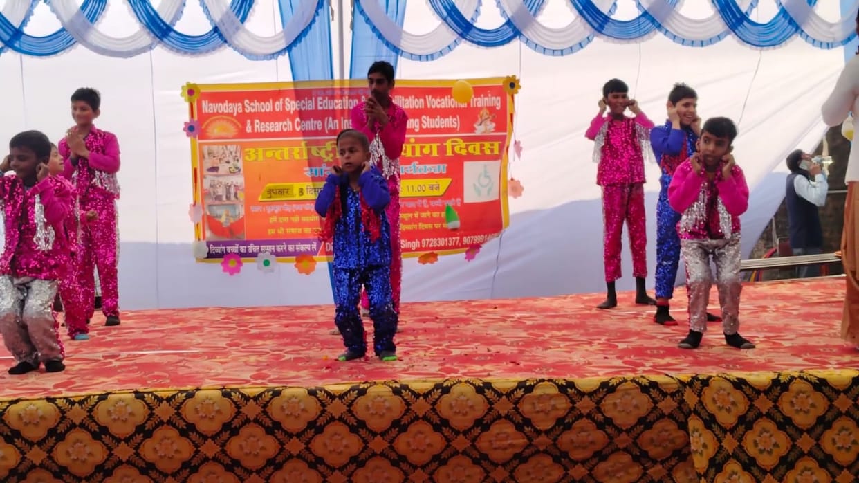 Children enthralled the audience with colourful cultural programmes.