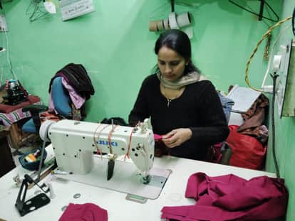 The thread of economy was strengthened by sewing clothes