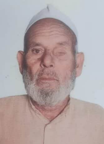 Pradhan's father dies at purchasing centre, uproar over accusations of weighing clerk causing fall