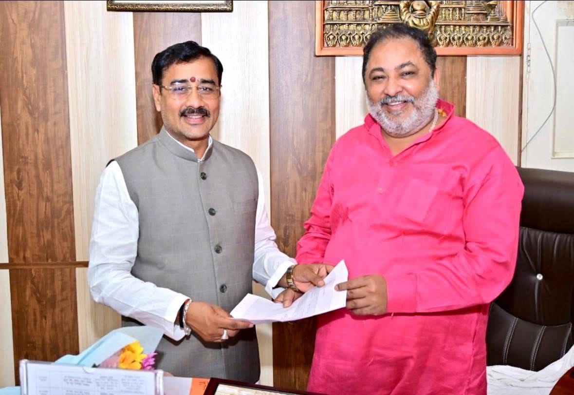 EV bus sought from Lucknow to Bilgram, assurance till Mallawan