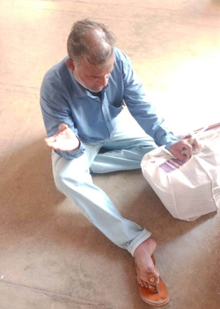 हंगामा करता BLO