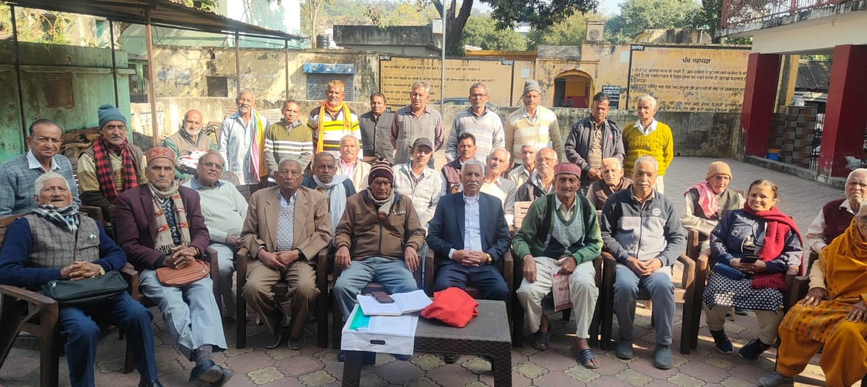 Pensioners threaten agitation if pending dues are not paid