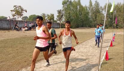 Ashutosh tops in 1500 meter race
