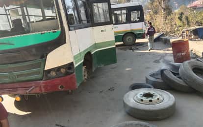 Buses broke down, routes stalled, people taking taxis home