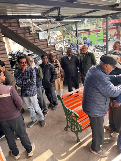 Waiting for hours to pay house tax, from morning till afternoon