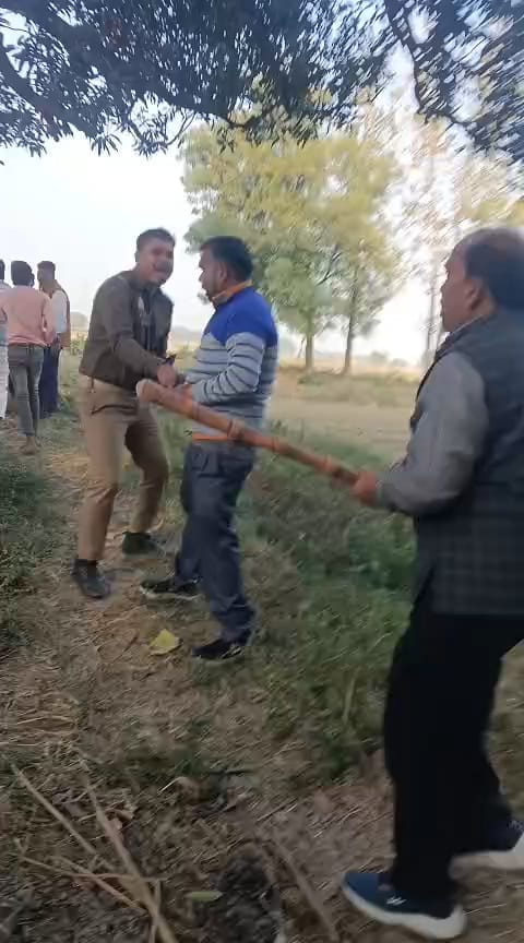 Two groups clashed over a boundary wall in the presence of police, video goes viral