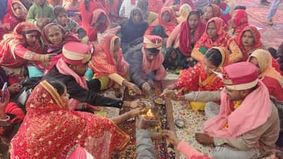 Mass wedding: 100 couples took the seven vows to start a new life.