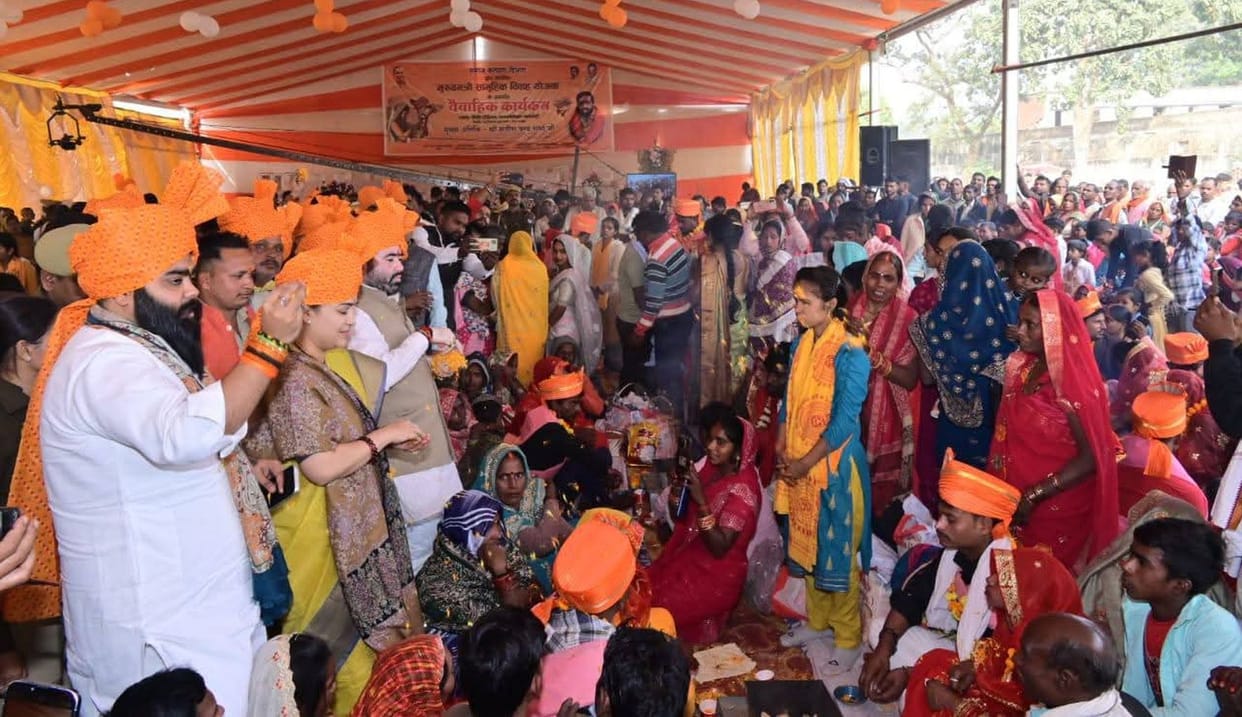 171 couples got married, five got married