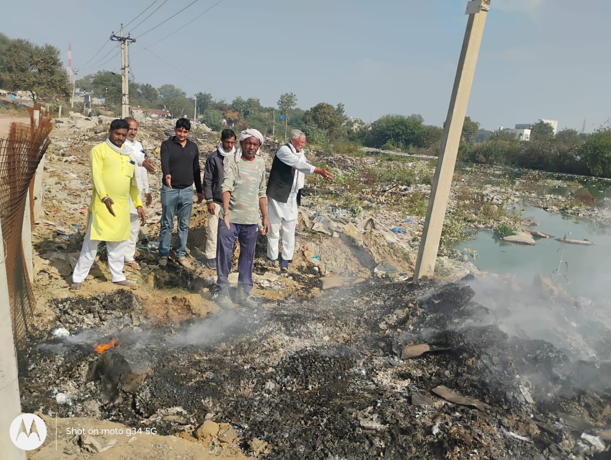 Smoke rising on Rasiyawas Road is causing trouble