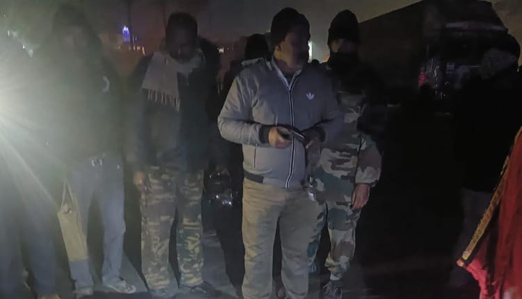 Bihar Accident: ड्यूटी से लौट रहे सुरक्षाकर्मी की सड़क हादसे में मौत, एनएच-27 पर एक घंटे जाम