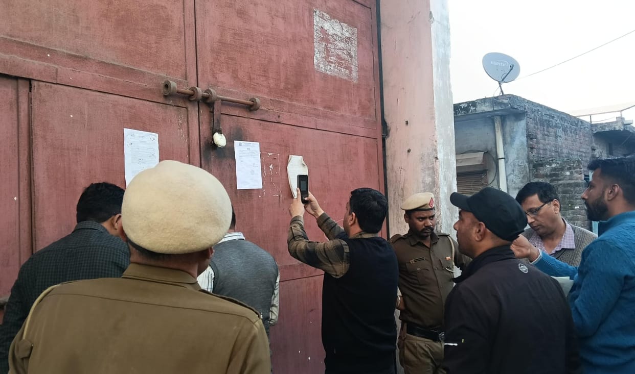 The Municipal Corporation sealed two factories and four shops for not paying taxes