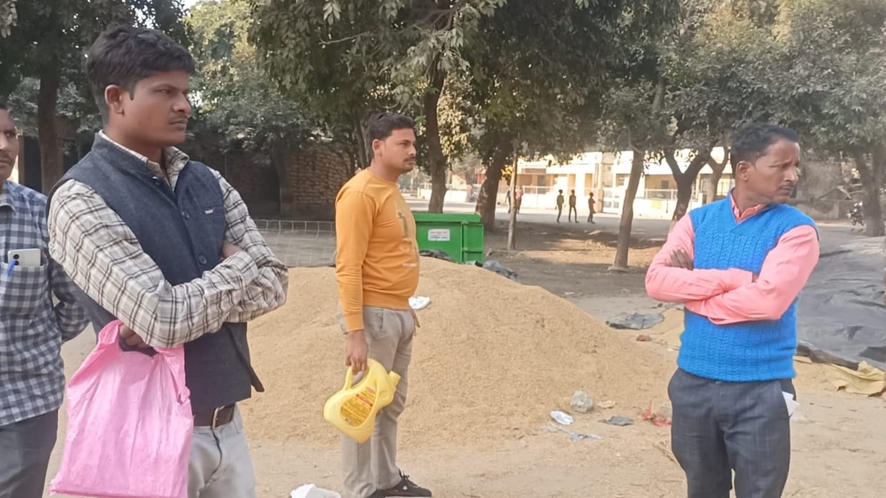 A farmer arrived at the market with petrol with the intention of self-immolation.