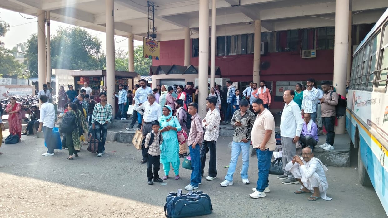 The arrangement of roadways buses on rural routes has not improved yet
