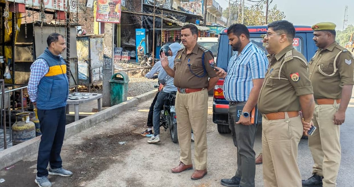 Hotel operators should make parking arrangements, otherwise action will be taken.