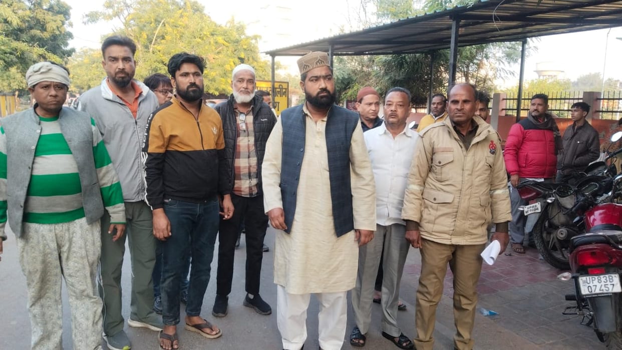 firozabad news molvi beaten