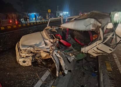 The Bolero of the wedding party collided with a truck parked on the highway, seven injured.