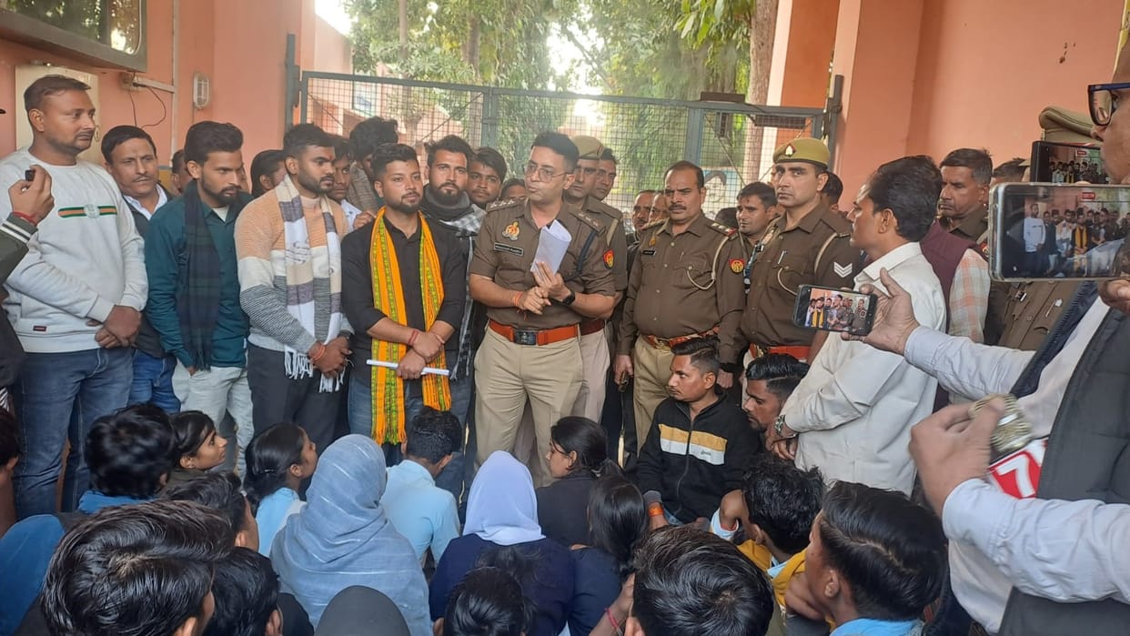 Alleging irregularities, students staged a sit-in at the school gate