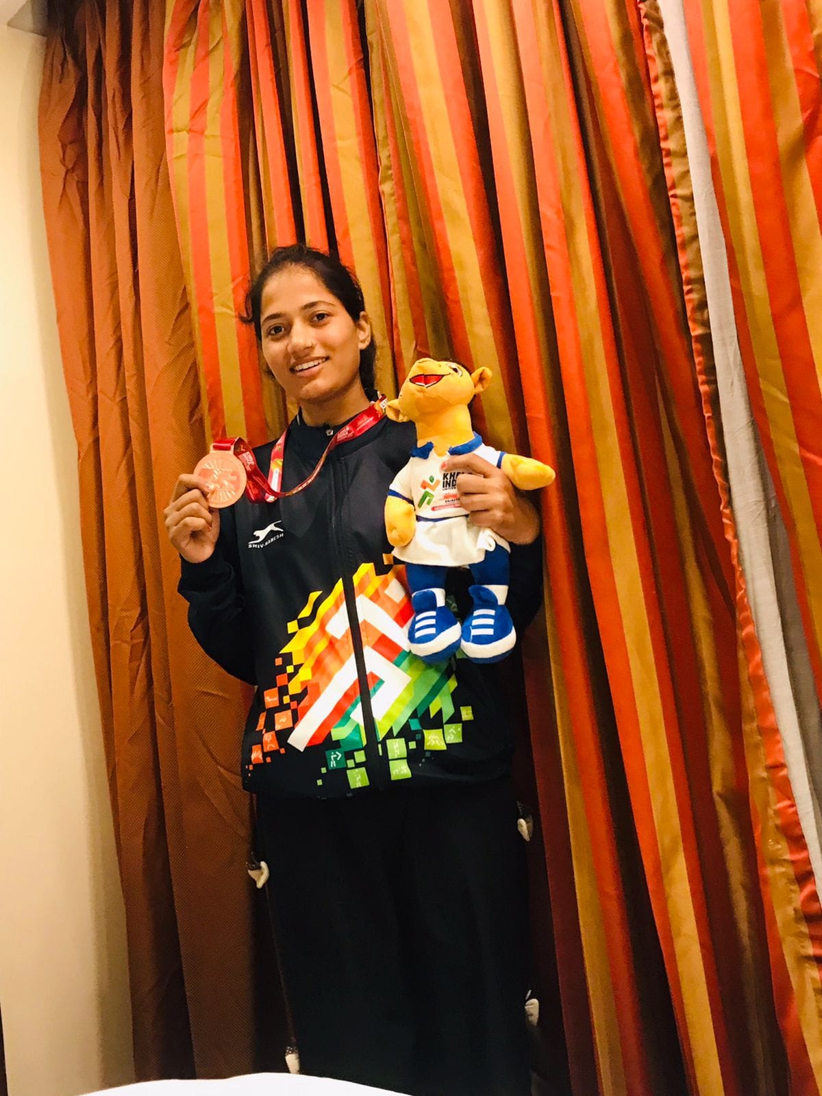Meenakshi won bronze medal in 1000m K-2 race